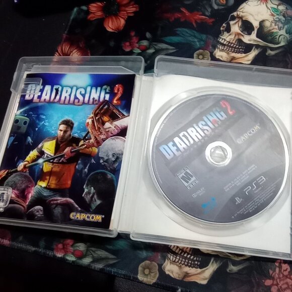 Dead Rising 2 | PS3 Zombie Mayhem | Capcom Classic - Picture 2 of 3